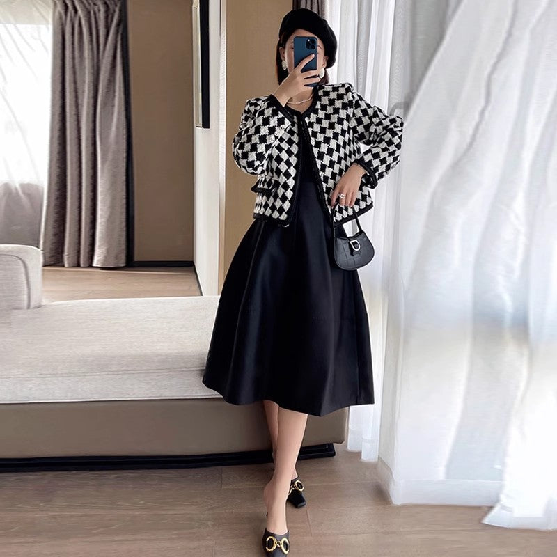 Women's Elegant Blouse with Modern Cut and High Waisted Skirt Mune Fashion