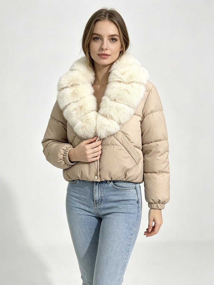 Women's cropped padded jacket with extra voluminous faux fur shawl collar and elastic cuffs Mune Fashion