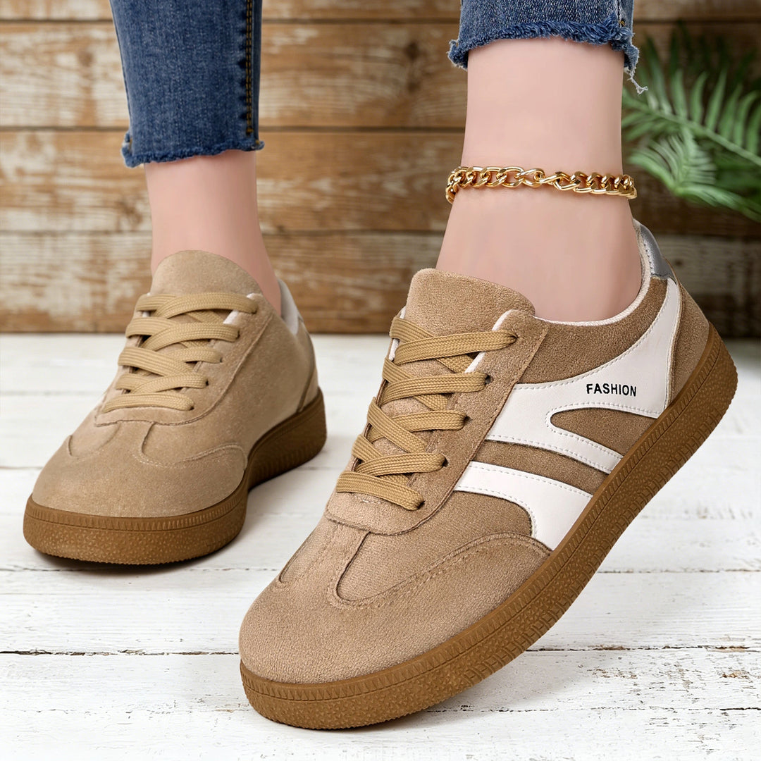 Men's retro suede leather sneakers with padded heel collar and textured rubber outsole Mune Fashion