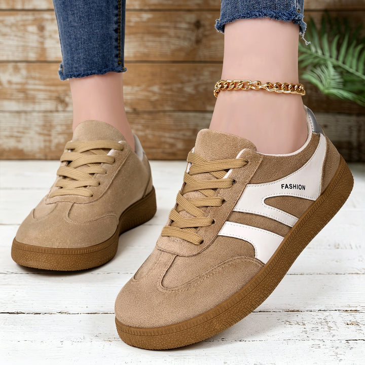 Men's retro suede leather sneakers with padded heel collar and textured rubber outsole Mune Fashion