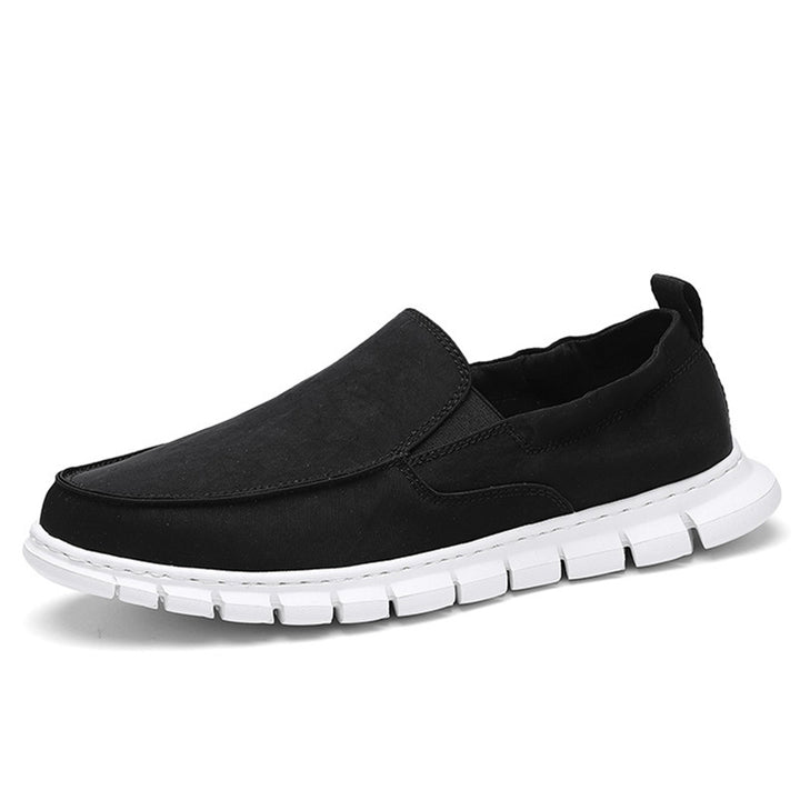 Men's loafer-style slip-on sneaker with elastic entry and segmented comfort sole Mune Fashion