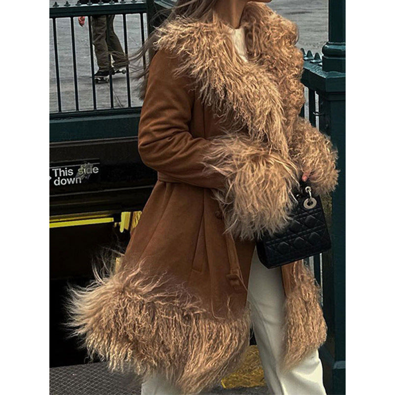 Women's Oversized Coat with Luxurious Faux Fur Mune