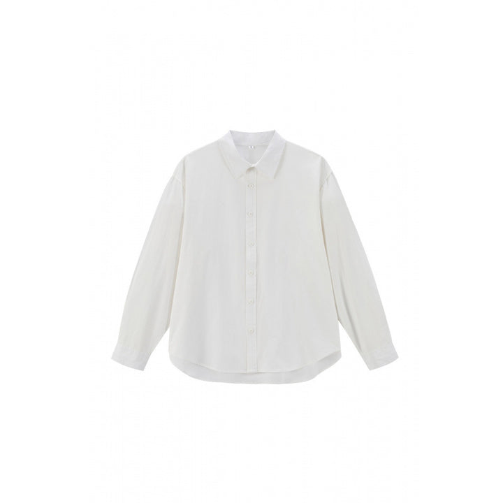 Women's Loose Oversized Blouse Shirt with Kent Collar, Full Button Placket and Rounded Hem Mune Fashion