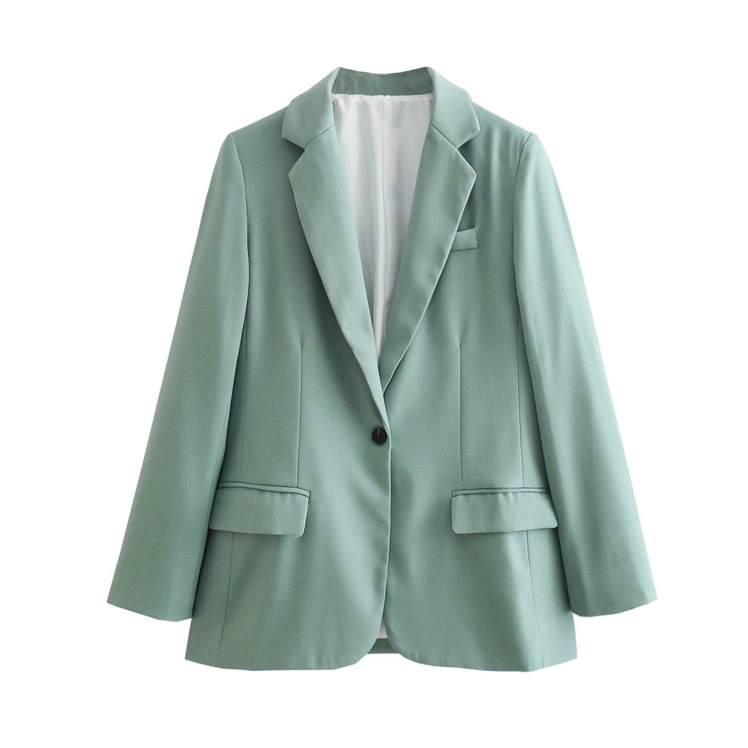 Women's nan tailored blazer with lapel collar, concealed button closure and flap pockets Mune Fashion
