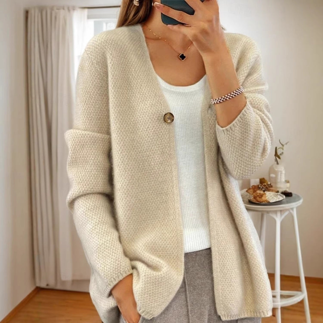 Women's structured knit cardigan with V-neck and concealed button placket Mune Fashion