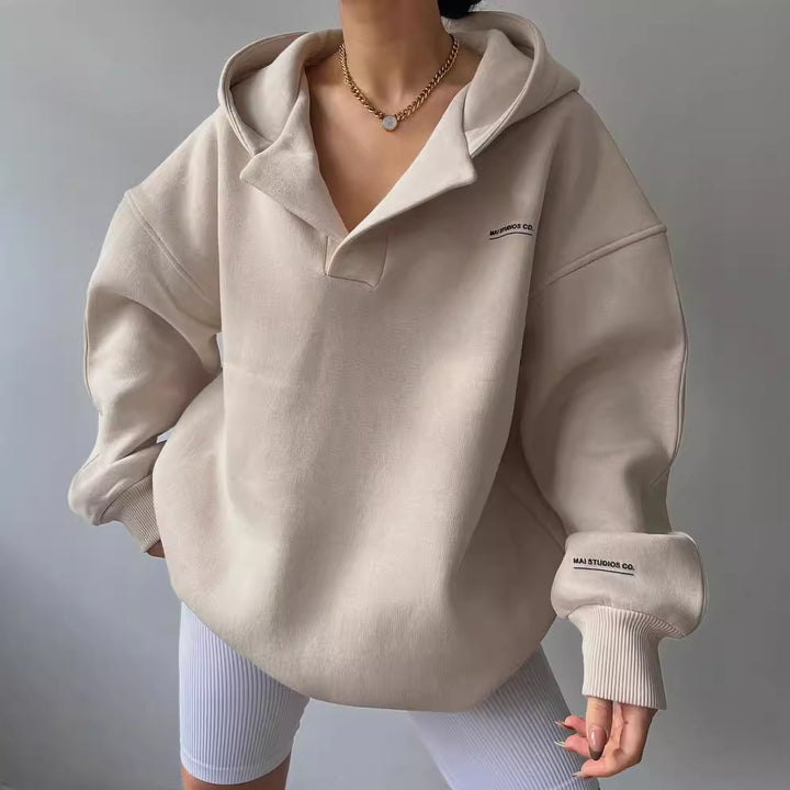Women's Voluminous Sculpt Hoodie with Oversized Silhouette and Distinctive Hood Mune Fashion