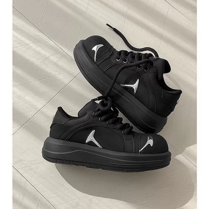 Women Sporty Sneakers with Padded Sole and Modern Design Mune Fashion