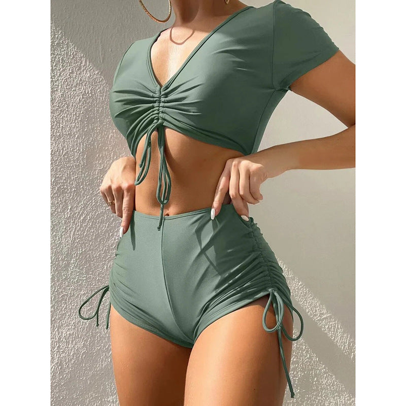 Women's Sport Bikini with Floral Design and High Waist Mune Fashion