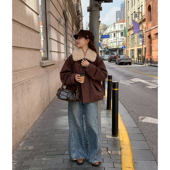 Women's Oversize Short Jacket with Teddy Collar and Flap Pockets Mune Fashion