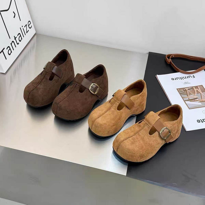 Women's comfortable and elegant clogs with buckle detail Mune Fashion