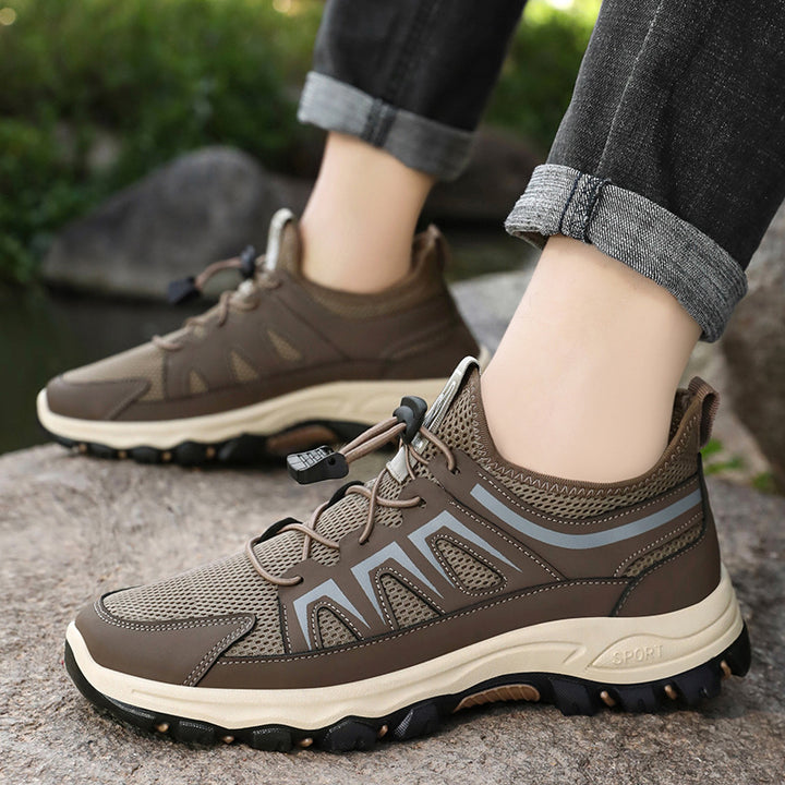 Men's breathable trekking sneakers with quick-lace system, sock-like mesh shaft, and grippy profile sole Mune Fashion