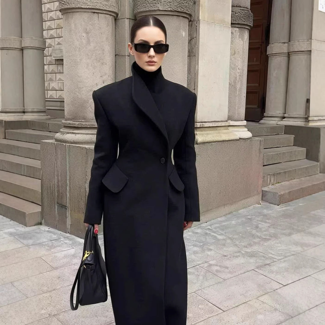 Women Tailored Longline Coat with Emphasized Shoulder Area and One-Button Closure Mune Fashion