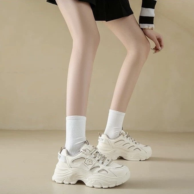 Women’s sporty chunky sneakers with breathable sole and elegant design elements Mune Fashion