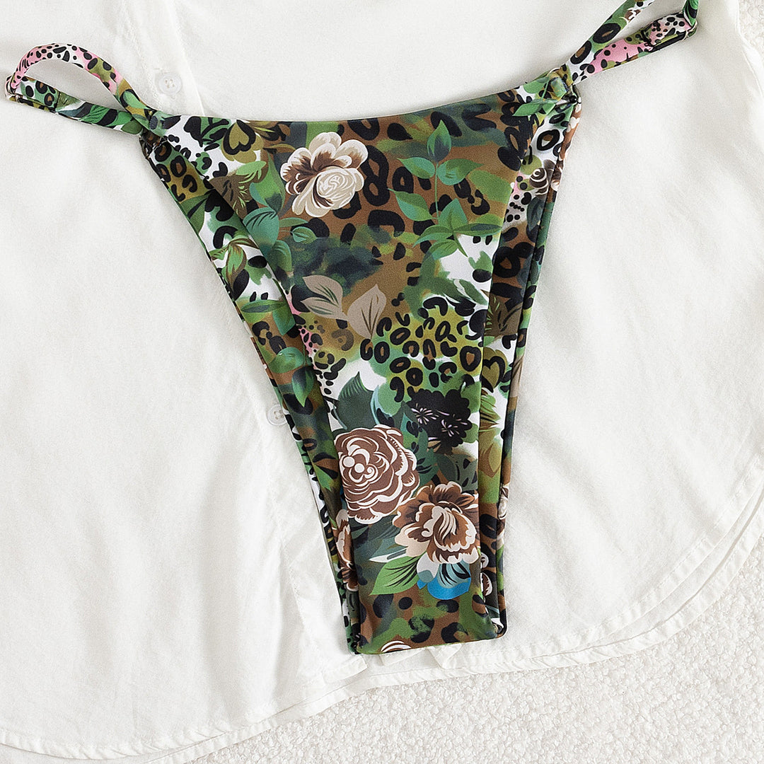 Women Triangle Bikini with Floral Camouflage Design Mune Fashion