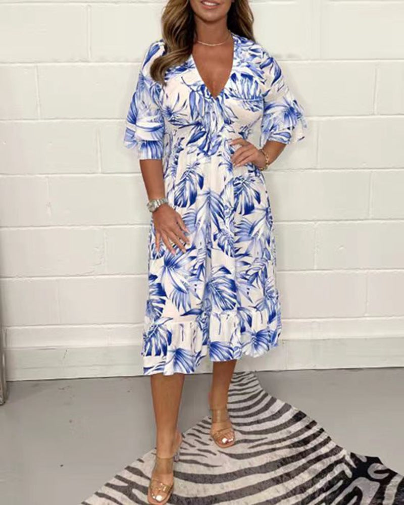 Women nan midi dress with leaf print, V-neck, gathered empire waist and ruffled tiers Mune Fashion