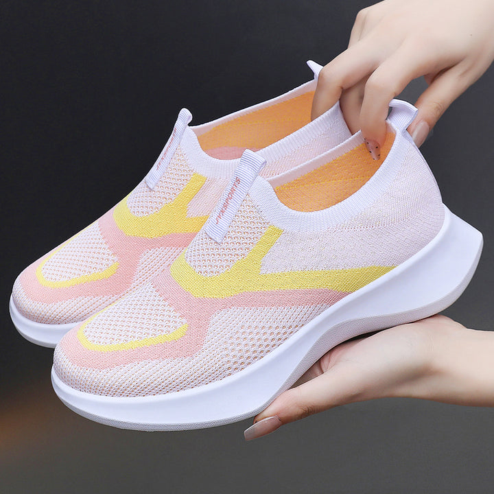 Women's seamless knitted sock sneakers with elastic entry, breathable mesh structure, and lightweight EVA cushioning Mune Fashion