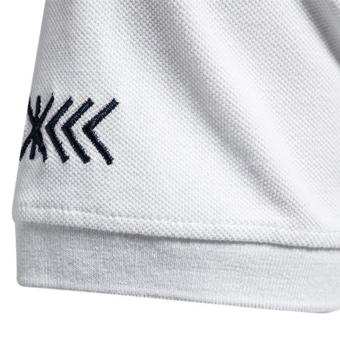 Men's nan casual polo with short button placket, embroidered arrow motif panel, and stand-up collar Mune Fashion
