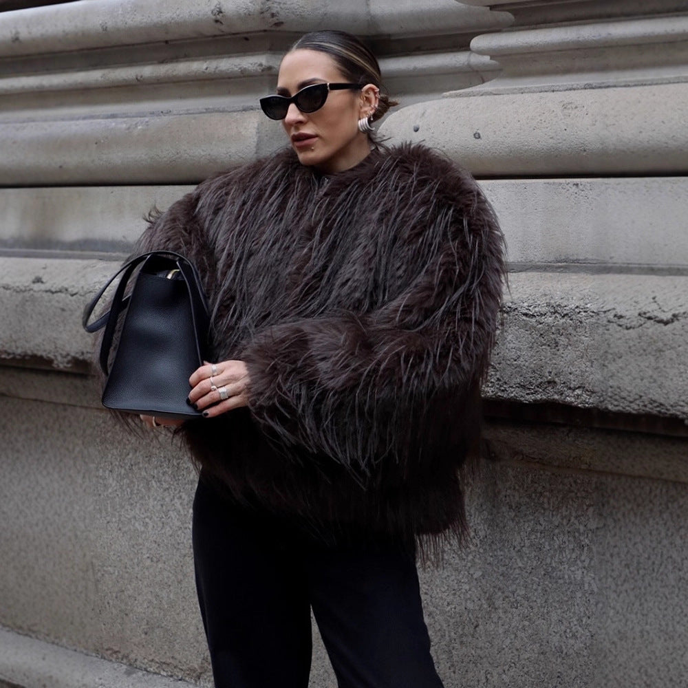 Ladies short jacket made of long-pile shaggy faux fur with hidden snap button placket Mune Fashion