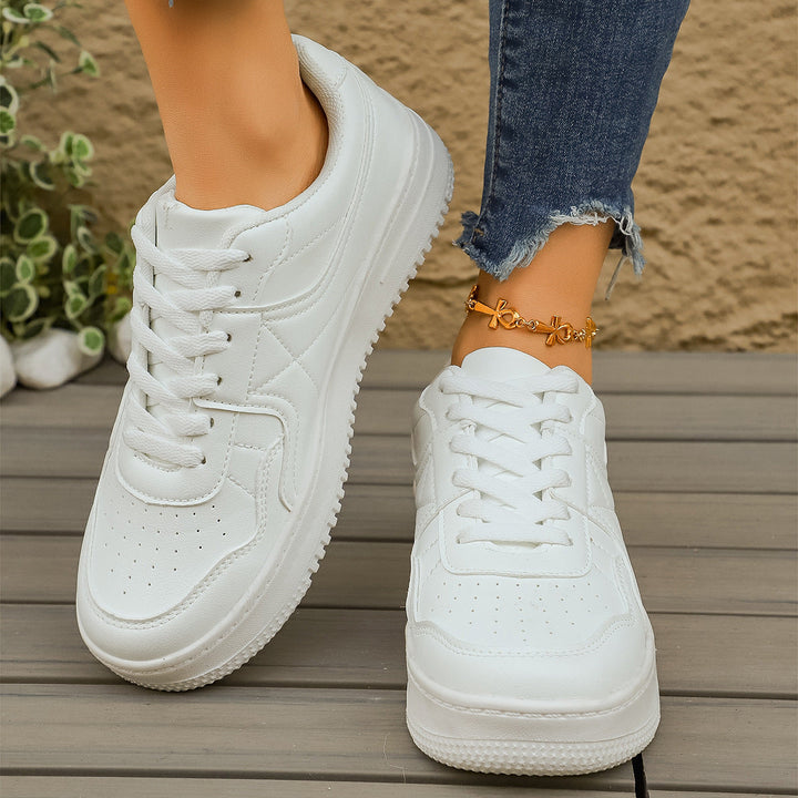 Women's Comfortable Sneakers in Casual Lifestyle Design Mune Fashion