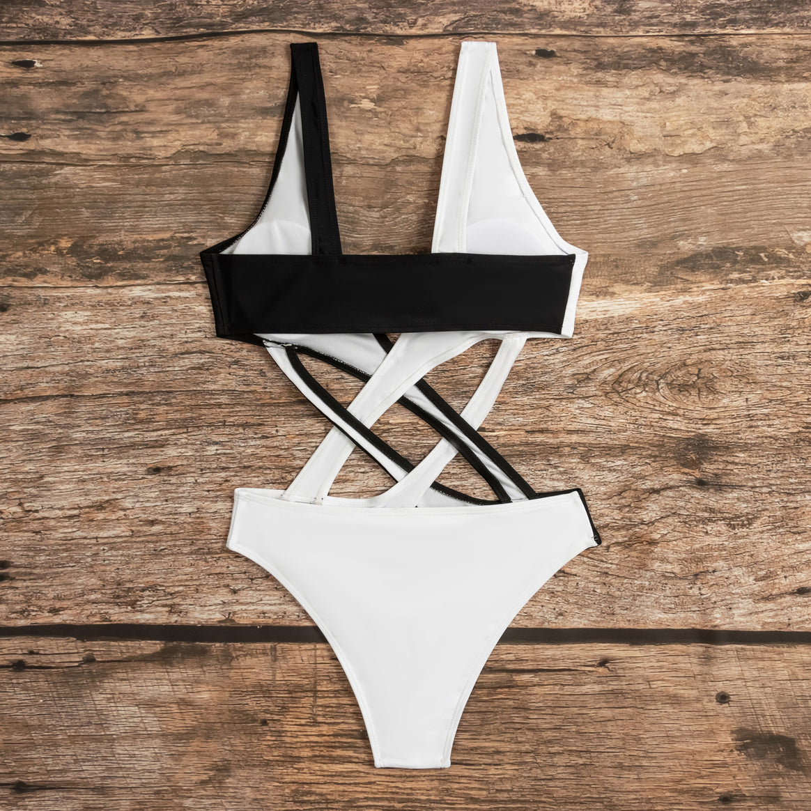 Women's Cut-Out One-Piece Swimsuit with Asymmetrical Design and Fashionable Straps Mune Fashion