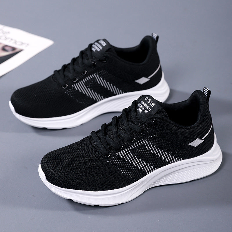 Women's lightweight knitted fitness sneakers with seamless upper material, adaptive EVA cushioning, and ergonomic heel padding Mune Fashion