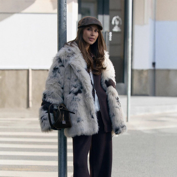 Ladies Flecked Faux Fur Coat in Oversized Cut with Voluminous Shawl Collar Mune Fashion