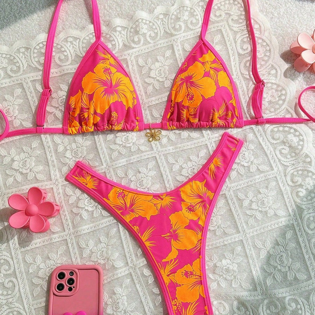 Women's triangle bikini with floral design and adjustable straps Mune Fashion