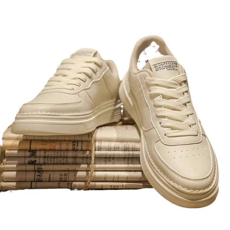 Unisex minimalist leather look platform sneaker with padded heel collar and shock-absorbing lightweight sole Mune Fashion