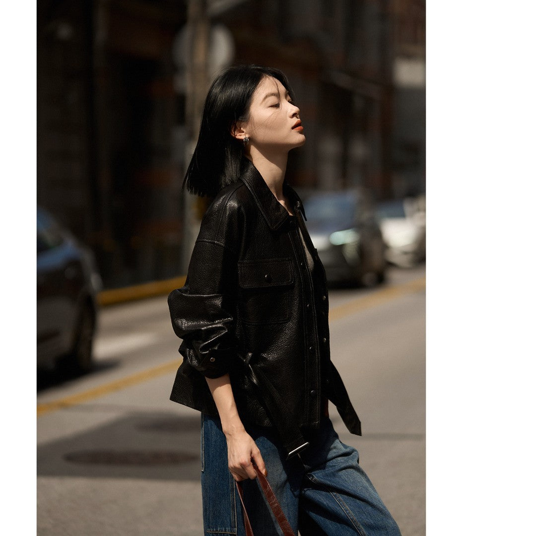 Women's short jacket made of textured leather with waist belt and press studs Mune Fashion