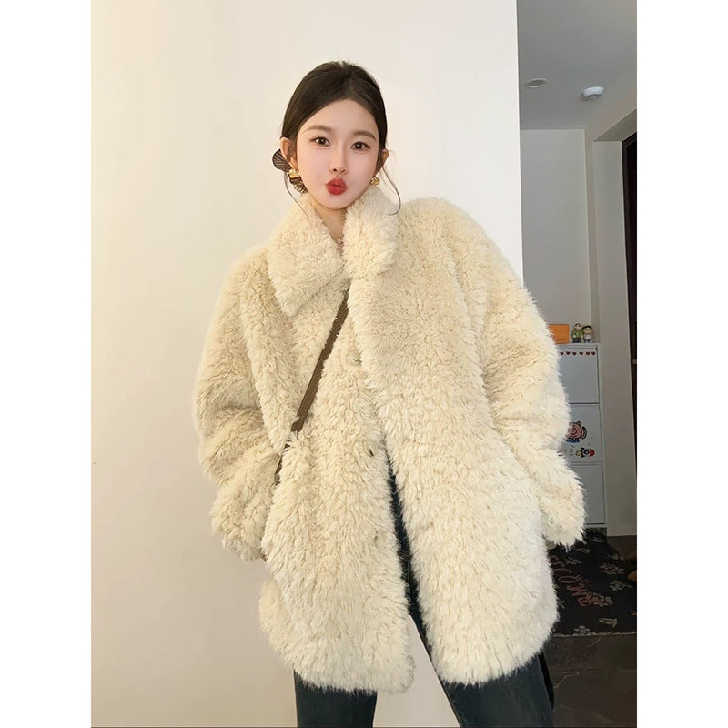 Women Oversize Teddy Fur Coat with Shawl Collar and Concealed Button Placket Mune Fashion