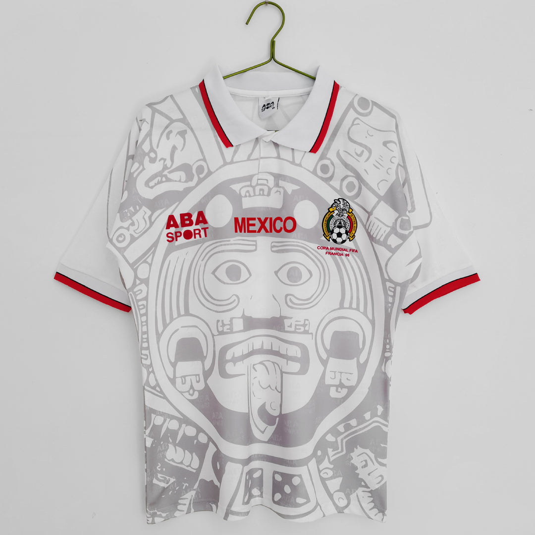 Unisex nan vintage-inspired football shirt with polo collar and large-scale Aztec motif Mune Fashion