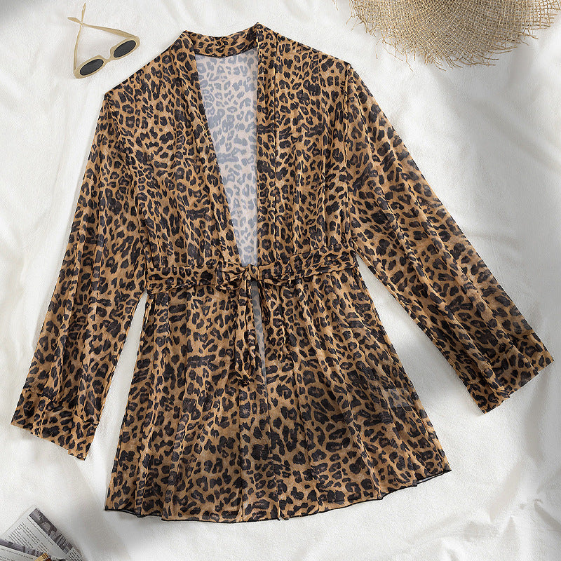 Women's airy beach cover-up with trendy leopard print Mune Fashion