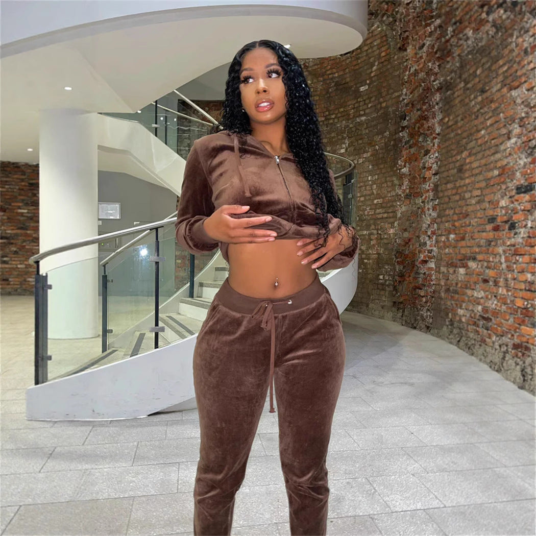 Ladies slim-fitting velour two-piece with hood zip and tailored drawstring jogging pants Mune Fashion