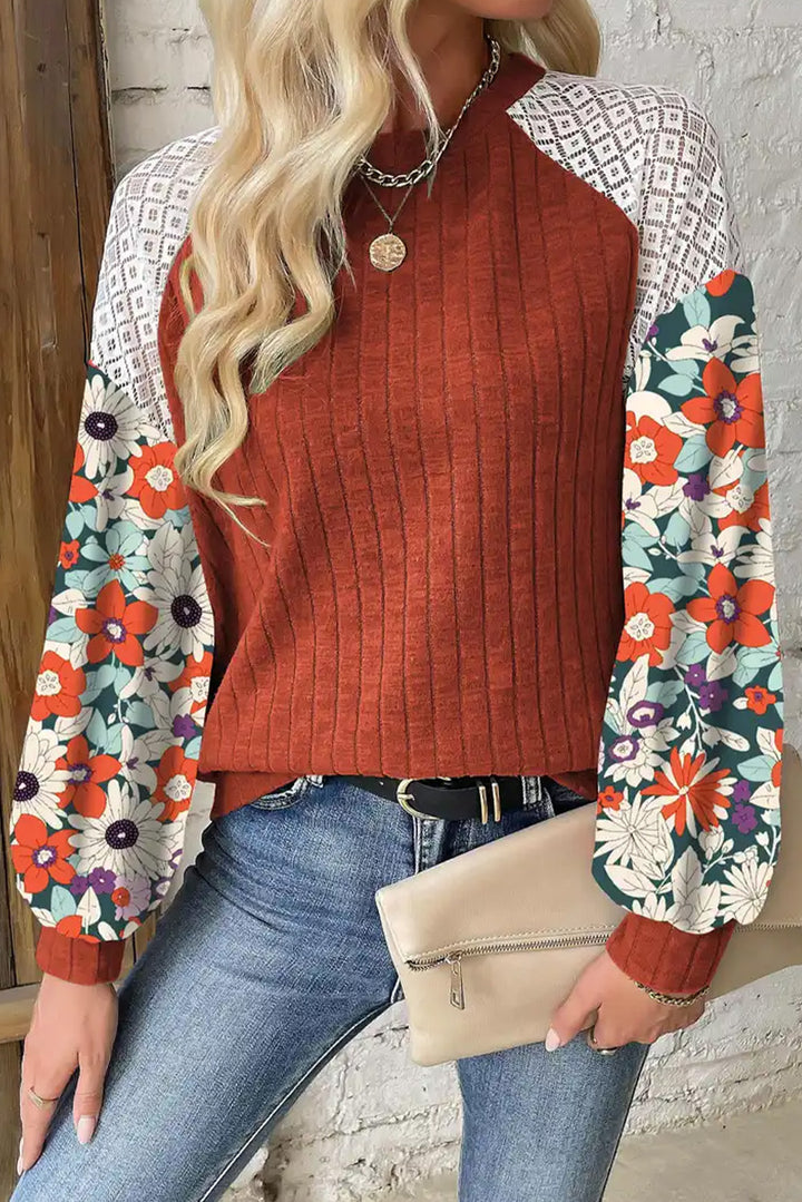 Women's pullover with ribbed structure, crochet raglan and floral balloon sleeves Mune Fashion