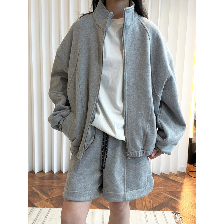 Women's Lounge Set consisting of sweatshirt with stand-up collar and drawstring shorts Mune Fashion