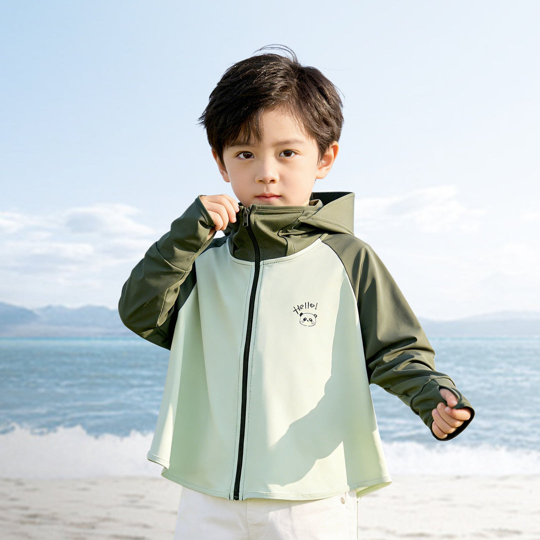 Women's UV protection jacket with hood and breathable material Mune Fashion