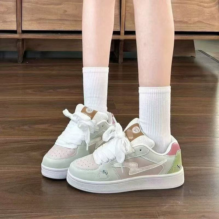 Women's sneakers with playful design and comfortable cushioning Mune Fashion
