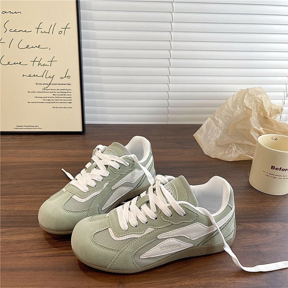 Ladies sporty sneakers with soft suede surface and breathable mesh structure Mune Fashion