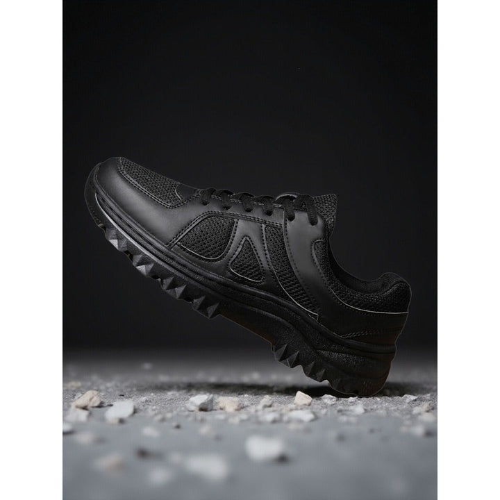 Men's sports shoes with innovative cushioning system Mune Fashion