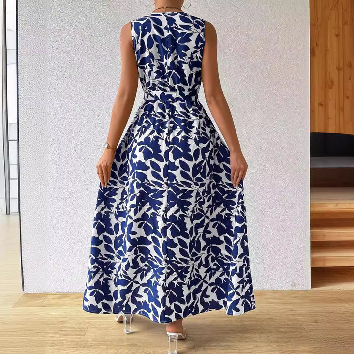 Women's wrap maxi dress with V-neck and tied waist belt Mune Fashion