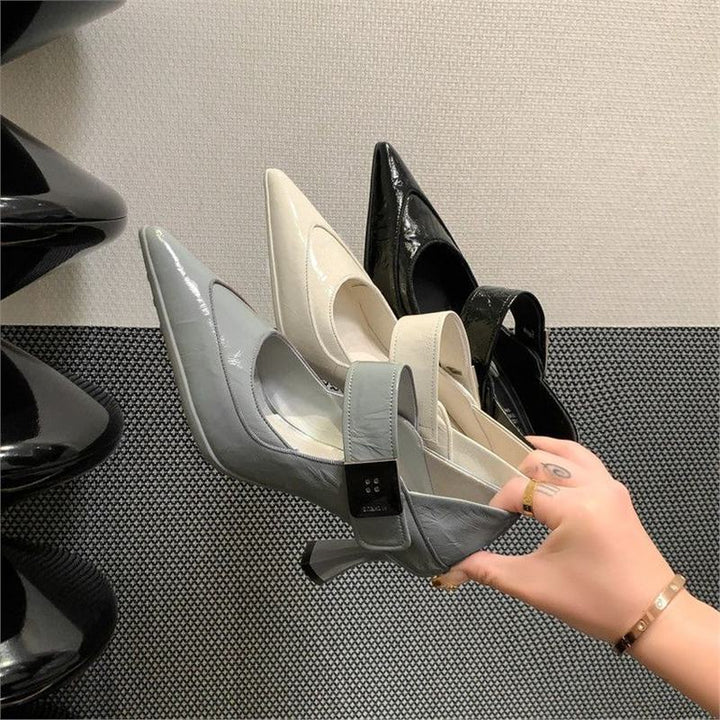 Women's pointed toe Mary Jane pumps with wide strap and shaped kitten heel Mune Fashion
