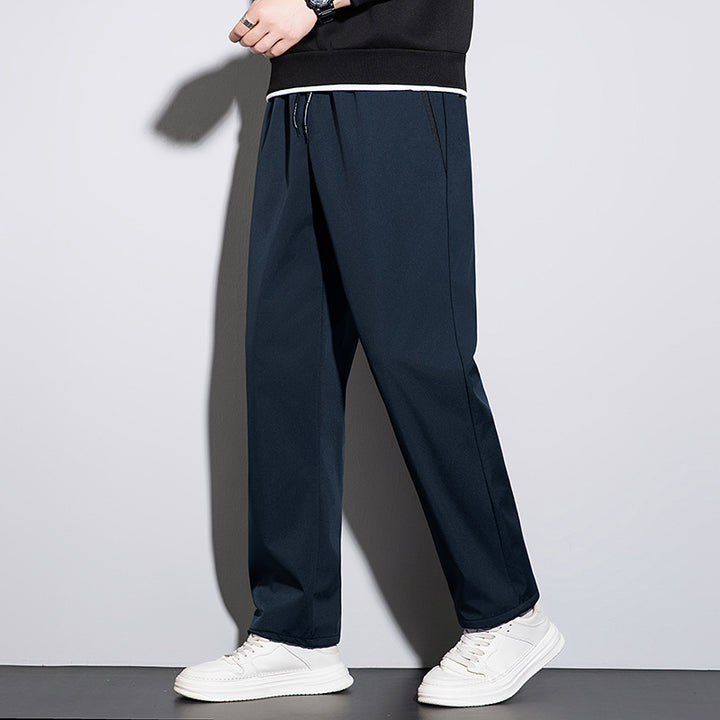 Men's sporty training pants