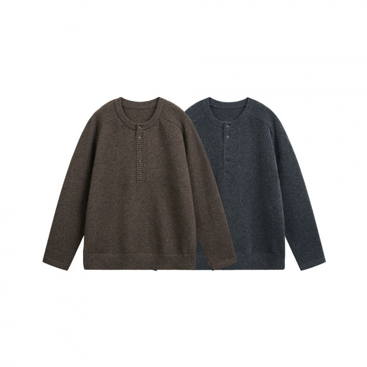 Unisex fine knit Henley pullover with raglan sleeves and half placket Mune Fashion