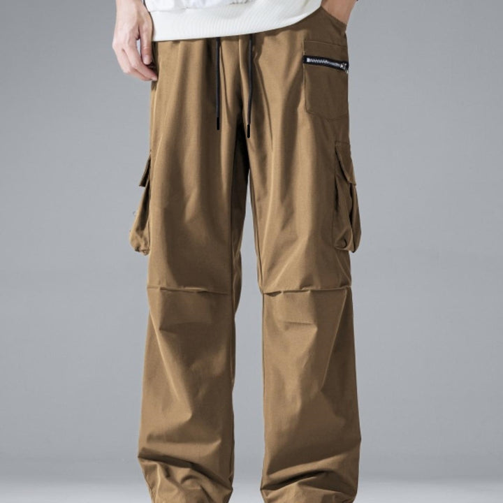 Men's Baggy Utility Cargo Pants with Multiple Pockets, Reinforced Knee Inserts & Drawstring Waist Mune Fashion