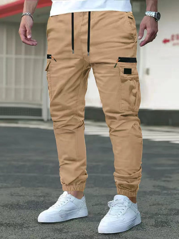 Men's cargo pants with adjustable waistband and side pockets