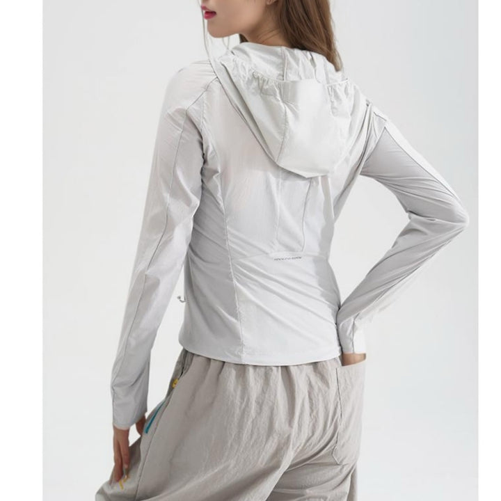 Women's Lightweight Hooded Wind Jacket with Zipper and Adjustable Hem Mune Fashion