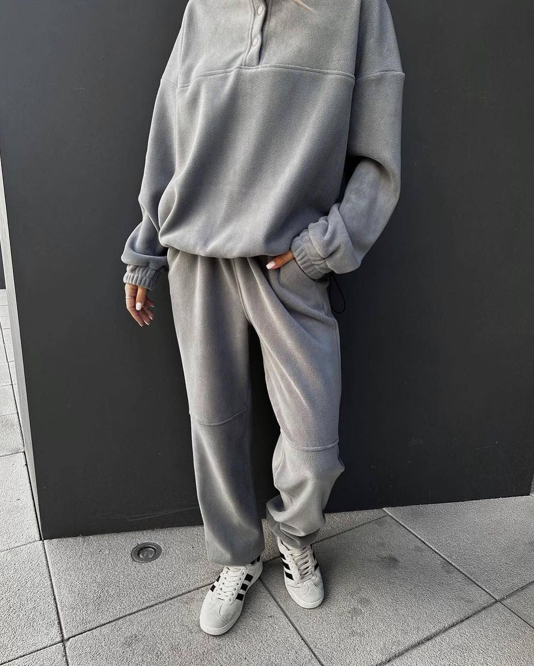 Women's Oversized Fleece Set with Henley Collar and Soft Jogging Pants Mune Fashion