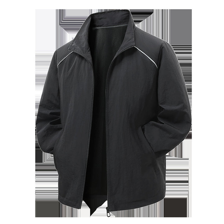 Men's Lightweight Wind and Rain Jacket with Mesh Lining and Reflective Shoulder Piping Mune Fashion