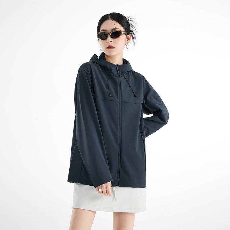 Women's Breathable Softshell Rain Jacket with Hood, Windproof and Minimalist Tech Look Mune Fashion