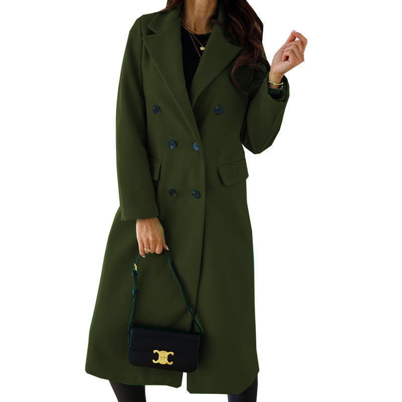Women's double-breasted wool blend coat with fitted silhouette, notched collar and patch pockets Mune Fashion